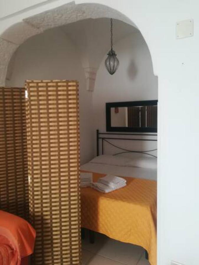 Vico Anglani Guest House Остуни Екстериор снимка