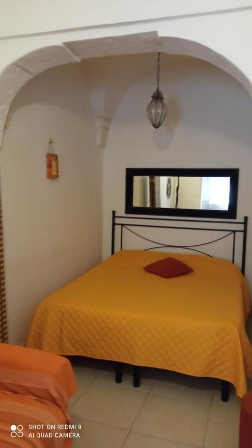Vico Anglani Guest House Остуни Екстериор снимка