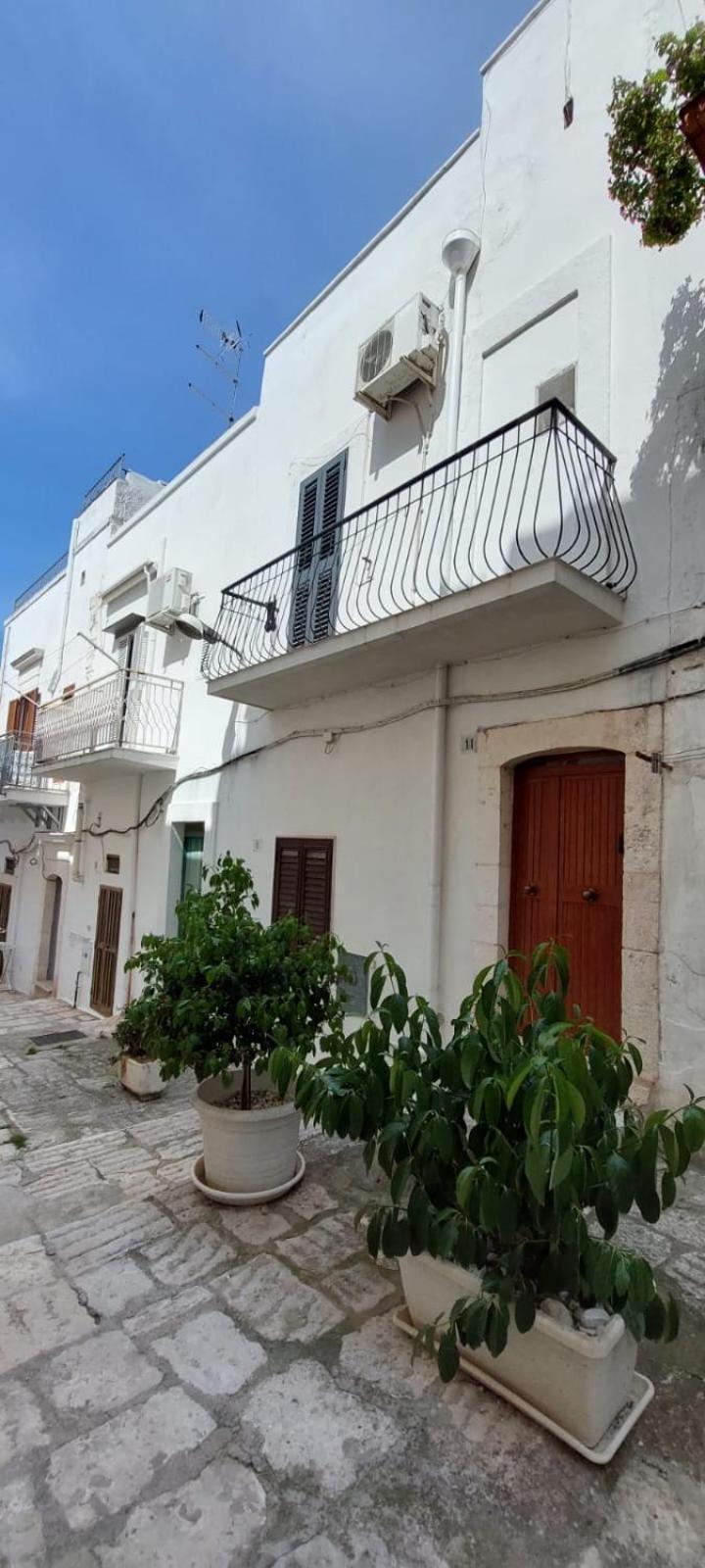 Vico Anglani Guest House Остуни Екстериор снимка